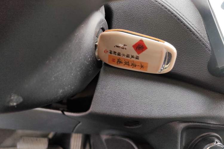 Used Ford Escort 2017 Happiness Edition 1.5L Automatic Fashion Version Vehicle Key