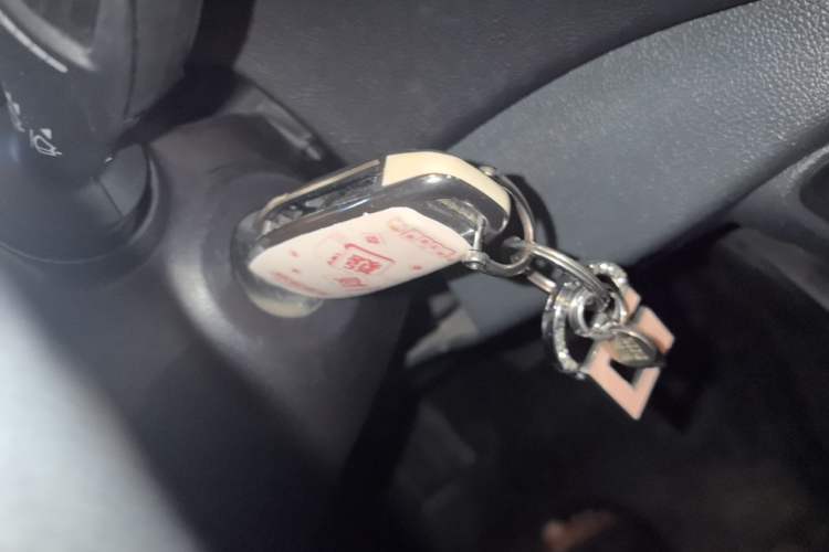Used Ford Escort 2017 Happiness Edition 1.5L Automatic Fashion Version Vehicle Key