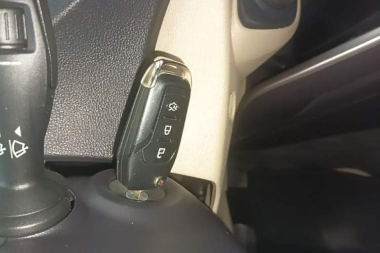 Used Ford Escort 2017 Revised Version 1.5L Automatic Comfort Edition Vehicle Key