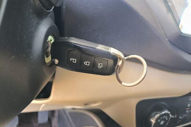 Used Ford Escort 2017 Revised Version 1.5L Automatic Comfort Edition Vehicle Key