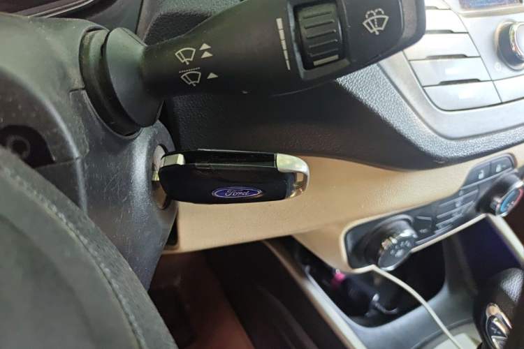 Used Ford Escort 2017 Revised Version 1.5L Automatic Comfort Edition Vehicle Key