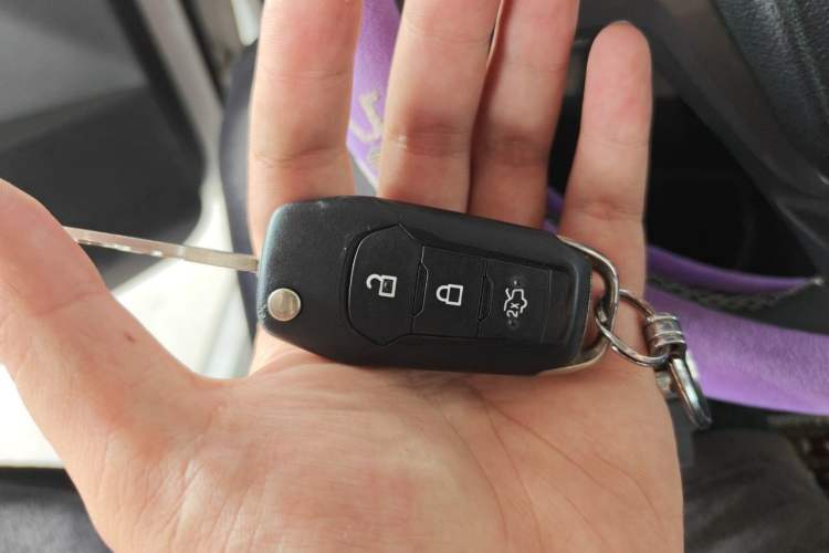 Used Ford Escort 2017 Happy Edition 1.5L Manual Fashion Model Vehicle Key
