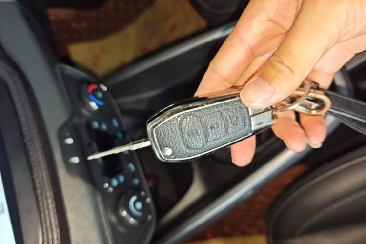 Used Ford Escort 2017 Happy Edition 1.5L Manual Fashion Model Vehicle Key