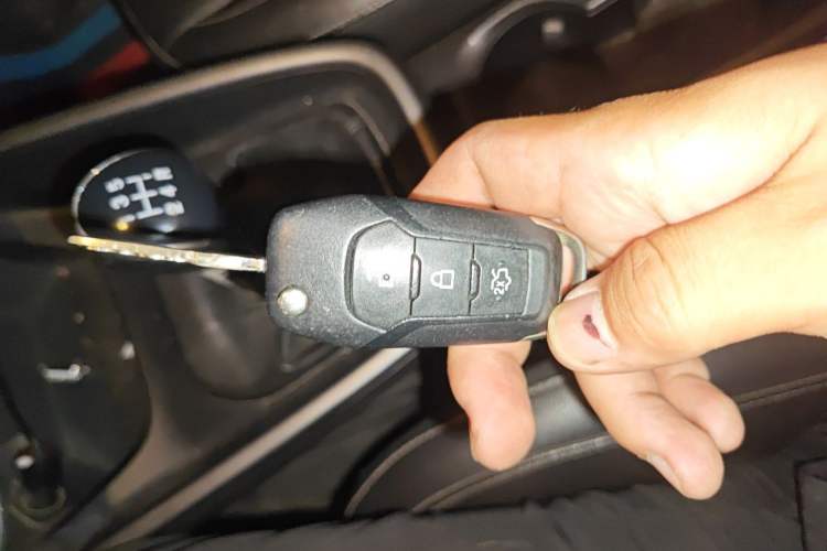 Used Ford Escort 2017 Happy Edition 1.5L Manual Fashion Model Vehicle Key
