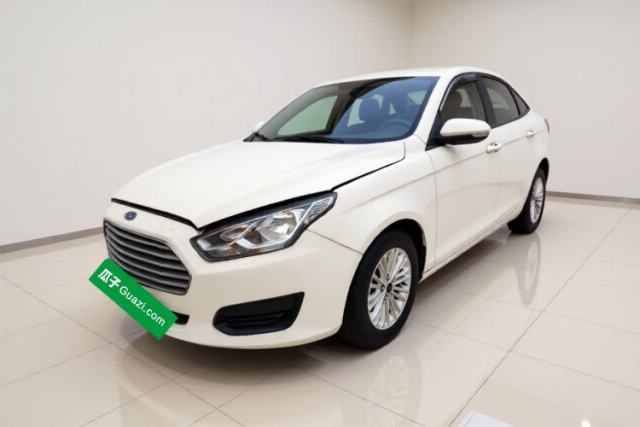 Ojetý Ford Escort 2017 Revised Version 1.5L Manual Comfort Edition