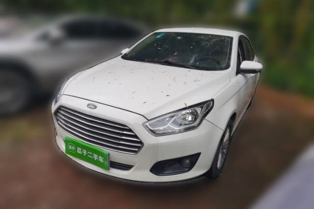 Ojetý Ford Escort 2017 1.5L Manual Comfort Model