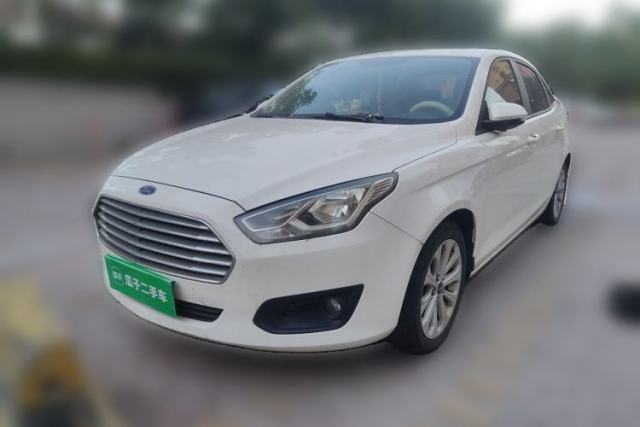 Ojetý Ford Escort 2017 Happiness Edition 1.5L Automatic Fashion Version