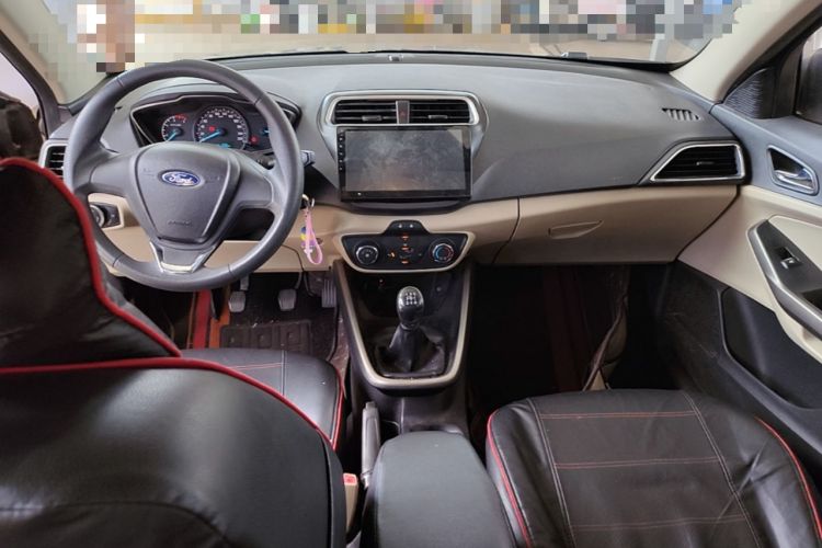 Used Ford Escort 2017 1.5L Manual Comfort Model Center Console