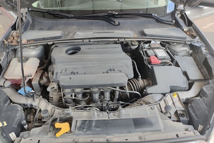 Used Ford Escort 2017 1.5L Manual Comfort Model Engine Bay