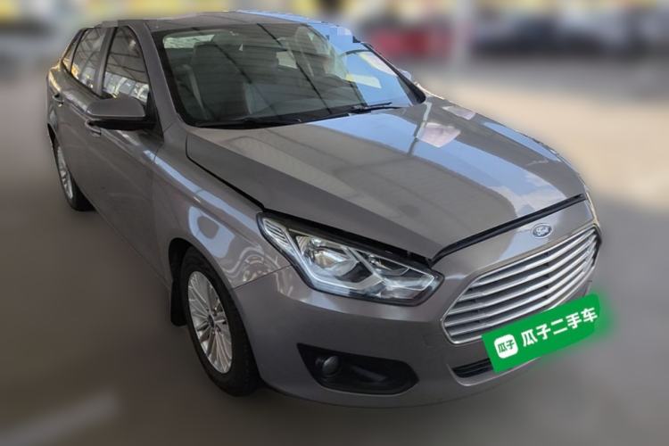 Used Ford Escort 2017 1.5L Manual Comfort Model Front Right 45 Deg