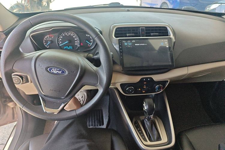 Used Ford Escort 2017 Revised Version 1.5L Automatic Comfort Edition Interior 2