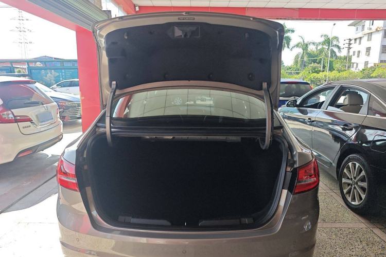 Used Ford Escort 2017 Revised Version 1.5L Automatic Comfort Edition Trunk