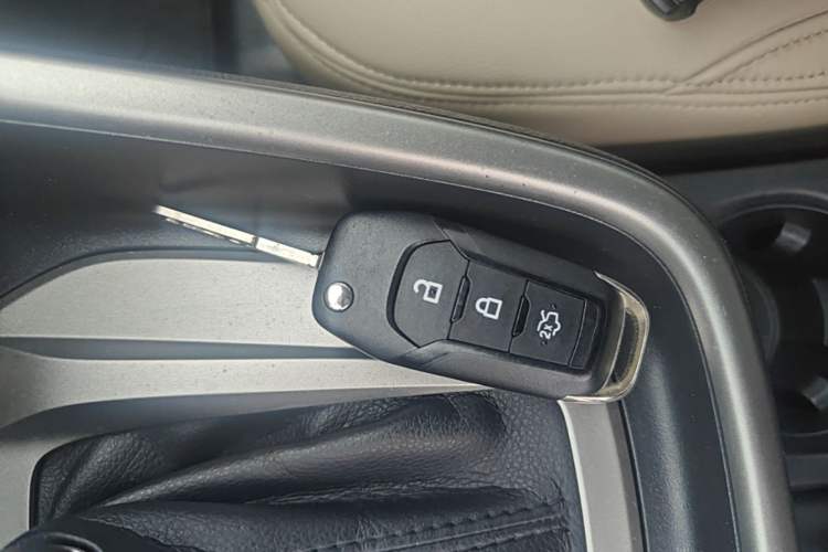 Used Ford Escort 2017 Revised Version 1.5L Automatic Comfort Edition Vehicle Key