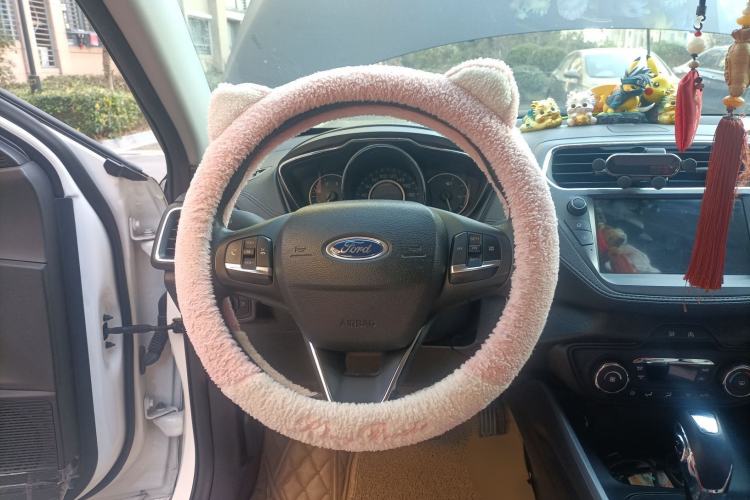 Used Ford Escort 2019 Revised Version 1.5L Automatic Enjoyment Type China VI Standard Steering Wheel