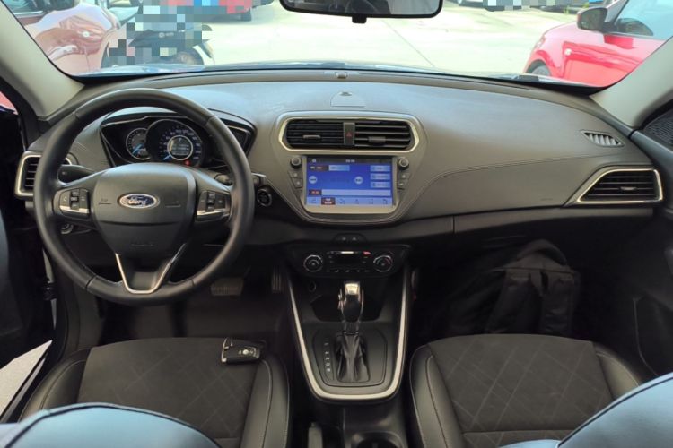 Used Ford Escort 2019 Revised Version 1.5L Automatic Enjoyment Type China VI Standard Center Console