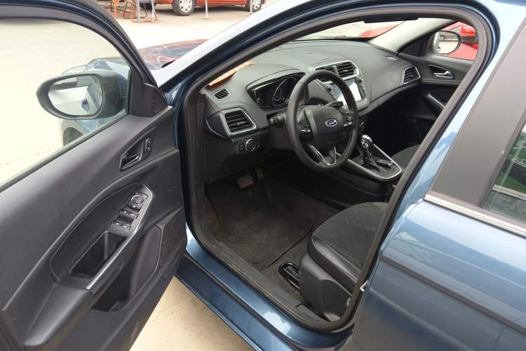 Used Ford Escort 2019 Revised Version 1.5L Automatic Enjoyment Type China VI Standard Driver Seat