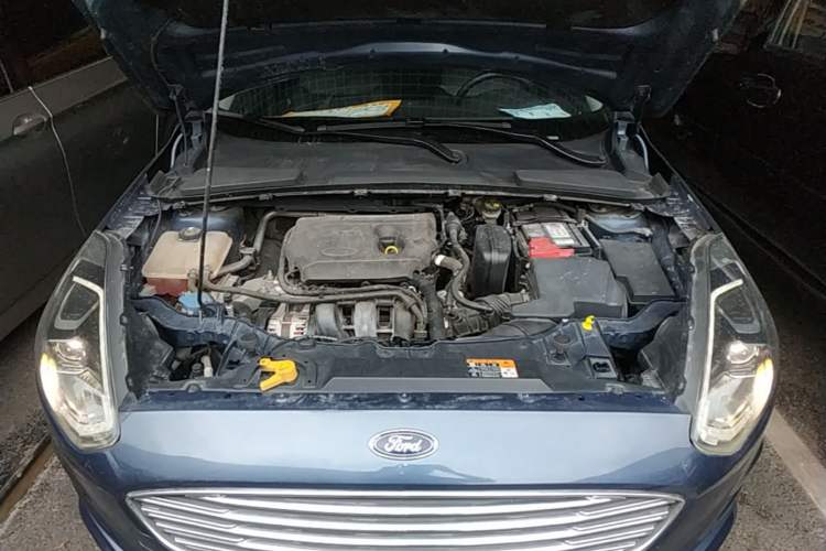 Used Ford Escort 2019 Revised Version 1.5L Automatic Enjoyment Type China VI Standard Engine Bay