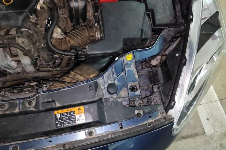Used Ford Escort 2019 1.5L Automatic ZhiXiang Model Engine Bay Left