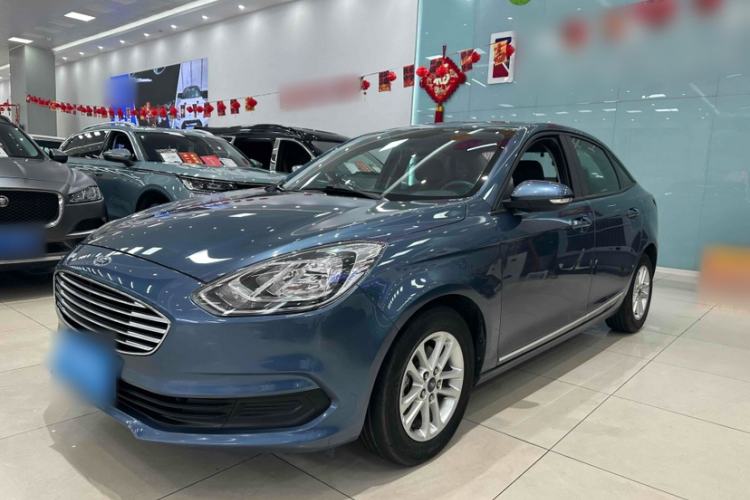 Used Ford Escort 2019 1.5L Automatic ZhiXiang Model Exterior 1