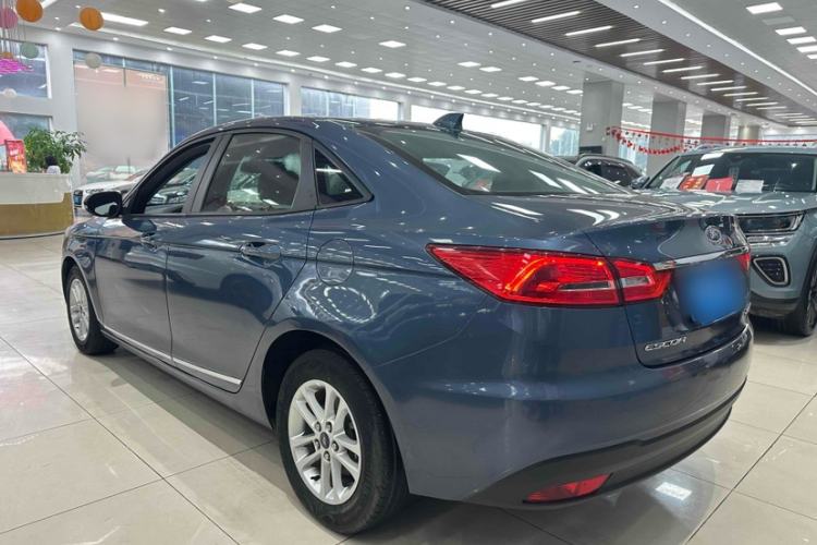 Used Ford Escort 2019 1.5L Automatic ZhiXiang Model Exterior 4