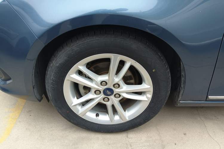 Used Ford Escort 2019 Revised Version 1.5L Automatic Enjoyment Type China VI Standard Exterior 4
