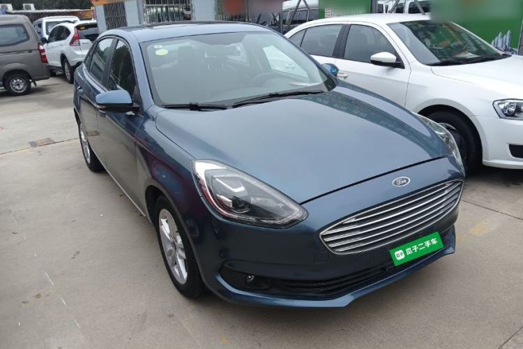Used Ford Escort 2019 Revised Version 1.5L Automatic Enjoyment Type China VI Standard Front Right 45 Deg