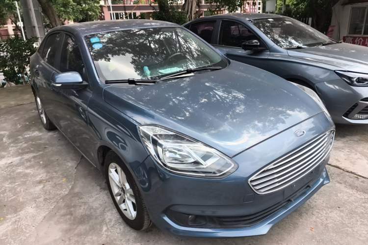 Used Ford Escort 2019 1.5L Automatic Enjoyment Model Front Right 45 Deg
