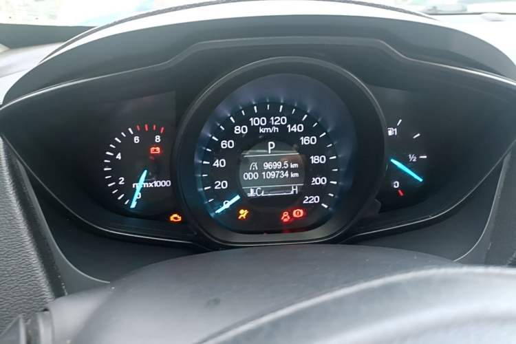 Used Ford Escort 2019 Revised 1.5L Automatic ZhiXiang Version (Tire Pressure Monitoring) China VI Standard Instrument Cluster