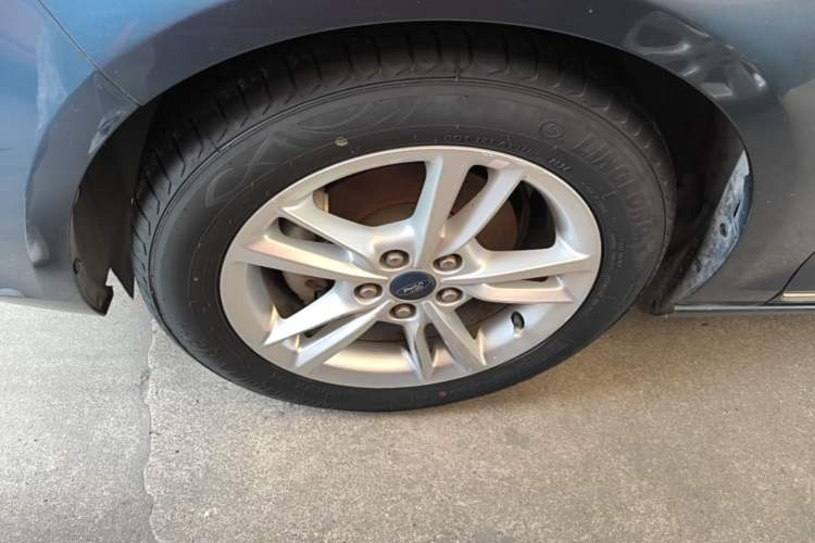 Used Ford Escort 2019 Revised Version 1.5L Automatic Enjoyment Type China VI Standard Left Front Wheel Hub