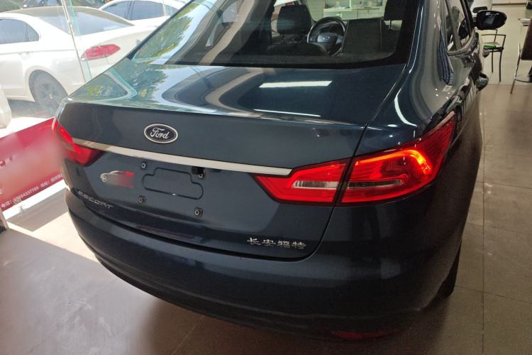 Used Ford Escort 2019 Revised 1.5L Automatic ZhiXiang Version (Tire Pressure Monitoring) China VI Standard Rear