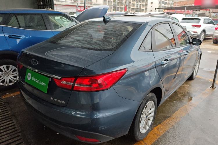 Used Ford Escort 2019 Revised Version 1.5L Manual "Quality Enjoyment" Trim (Tire Pressure Monitoring) China VI Standard Rear Right 45 Deg