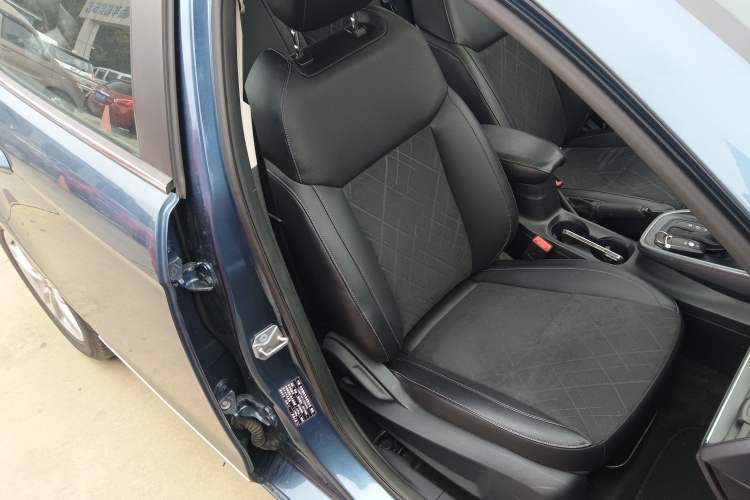 Used Ford Escort 2019 Revised Version 1.5L Automatic Enjoyment Type China VI Standard Right Front Seat