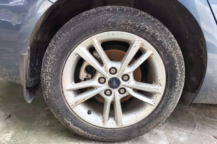Used Ford Escort 2019 1.5L Automatic Enjoyment Model Right Rear Wheel Hub
