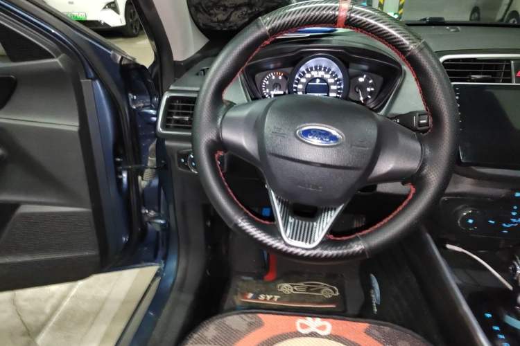 Used Ford Escort 2019 1.5L Automatic ZhiXiang Model Steering Wheel