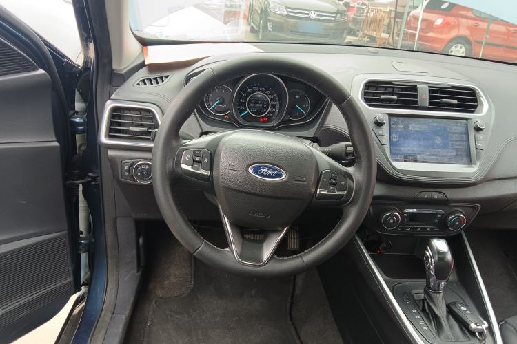 Used Ford Escort 2019 Revised Version 1.5L Automatic Enjoyment Type China VI Standard Steering Wheel