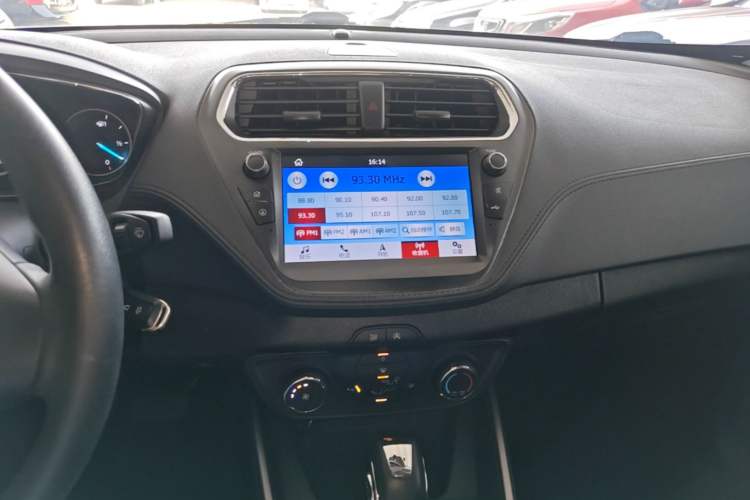 Used Ford Escort 2019 1.5L Automatic Enjoyment Model Audio And AC Panel