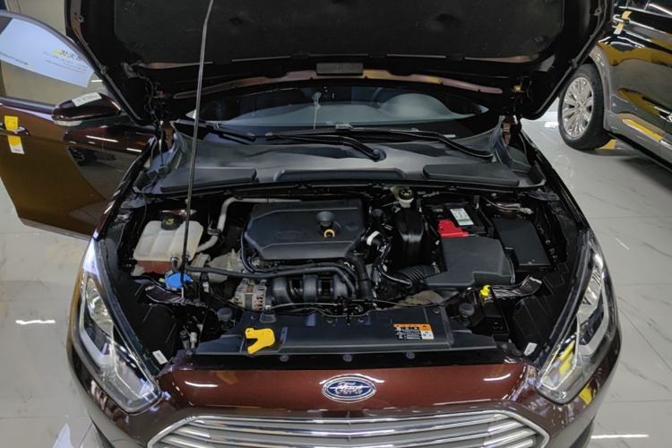 Used Ford Escort 2019 Revised 1.5L Automatic ZhiXiang Version (Tire Pressure Monitoring) China VI Standard Engine Bay