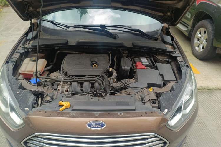 Used Ford Escort 2019 Revised Version 1.5L Manual Quality Enjoyment Type China VI Standard Engine Bay