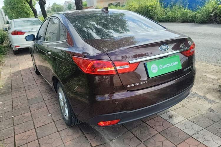 Used Ford Escort 2019 Revised Version 1.5L Automatic Enjoyment Type China VI Standard Exterior 2