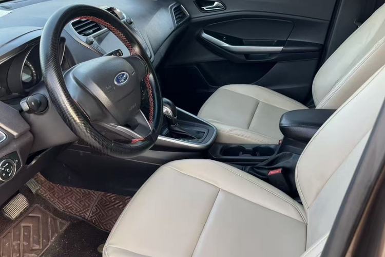 Used Ford Escort 2019 1.5L Automatic ZhiXiang Model Interior 2
