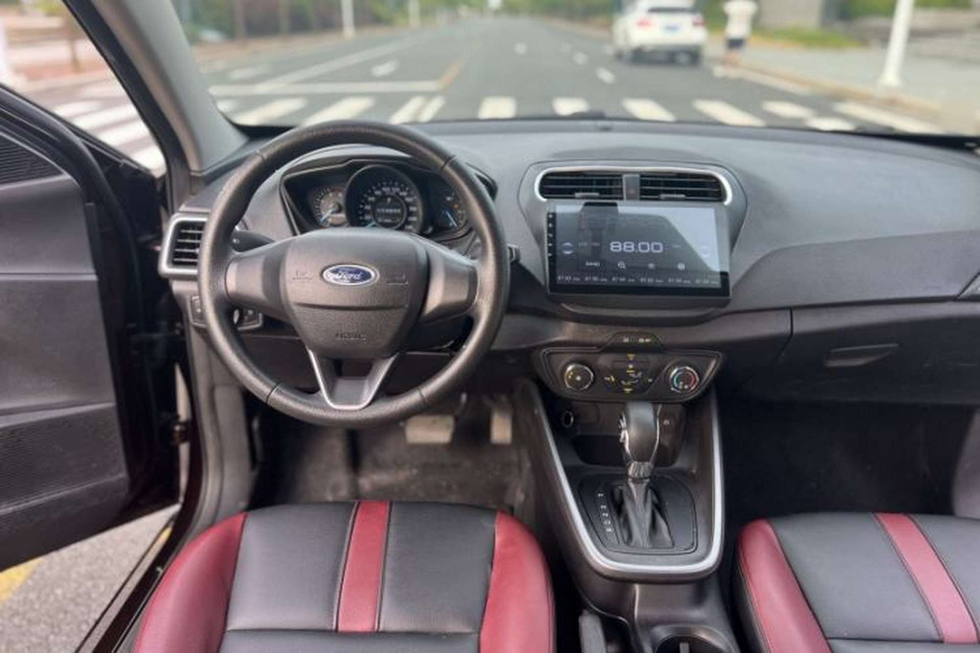 Used Ford Escort 2019 Revised 1.5L Automatic ZhiXiang Version China VI Standard Interior 4
