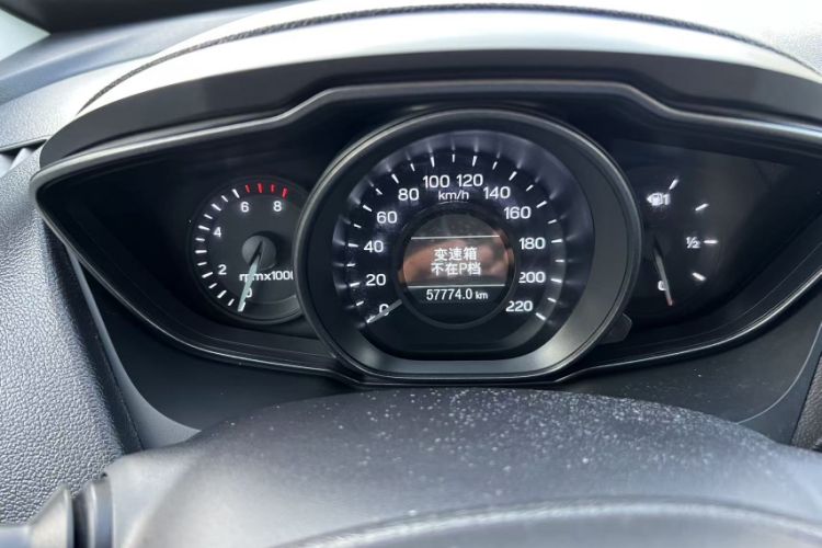 Used Ford Escort 2019 1.5L Automatic ZhiXiang Model Odometer Close Up