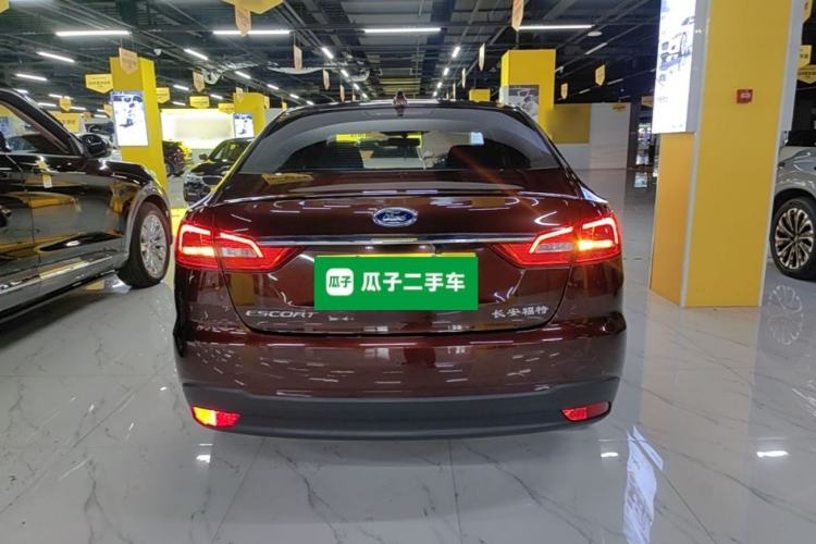 Used Ford Escort 2019 Revised 1.5L Automatic ZhiXiang Version (Tire Pressure Monitoring) China VI Standard Rear