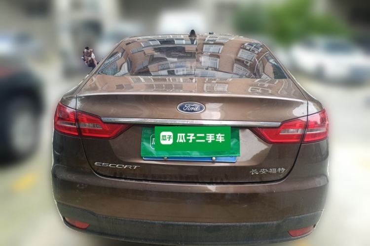 Used Ford Escort 2019 Revised Version 1.5L Manual Quality Enjoyment Type China VI Standard Rear