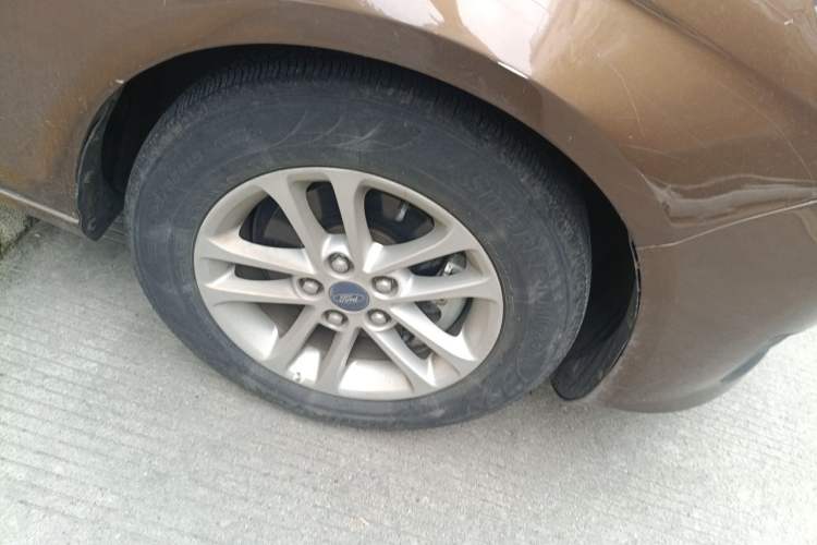 Used Ford Escort 2019 Revised Version 1.5L Manual Quality Enjoyment Type China VI Standard Right Front Wheel Hub