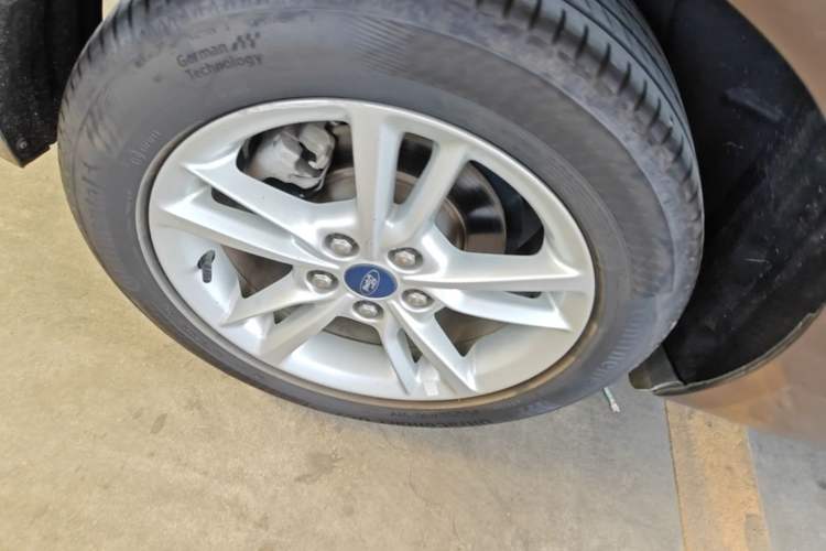 Used Ford Escort 2019 1.5L Automatic Enjoyment Model Right Rear Wheel Hub