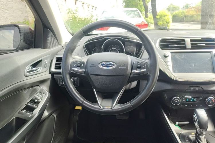 Used Ford Escort 2019 Revised Version 1.5L Automatic Enjoyment Type China VI Standard Steering Wheel