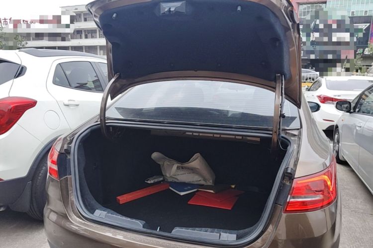 Used Ford Escort 2019 1.5L Automatic ZhiXiang Model Trunk