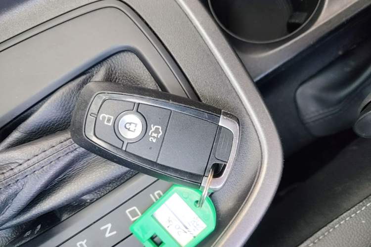 Used Ford Escort 2019 Revised Version 1.5L Automatic Enjoyment Type China VI Standard Vehicle Key