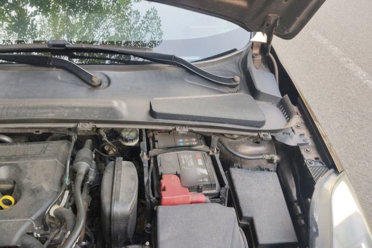 Used Ford Escort 2019 Revised Version 1.5L Automatic Enjoyment Type China VI Standard Engine Bay Left